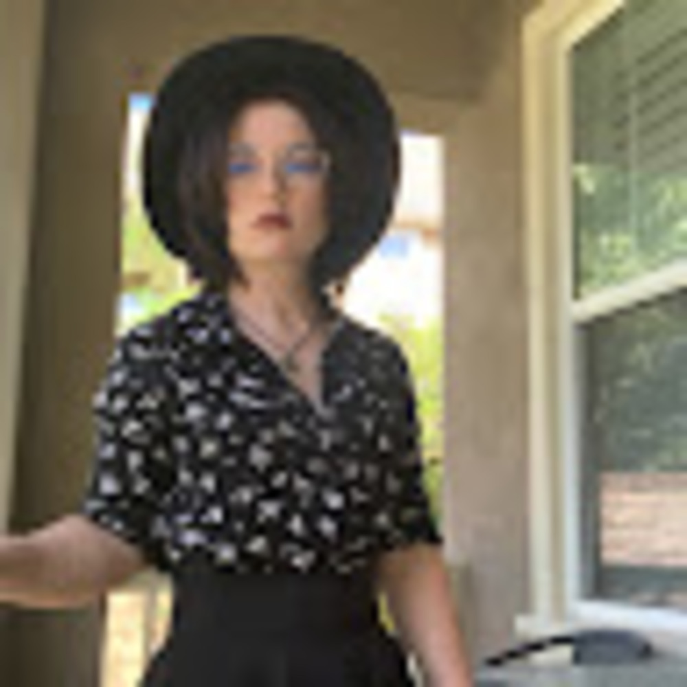 Meet your Posher, Taylor